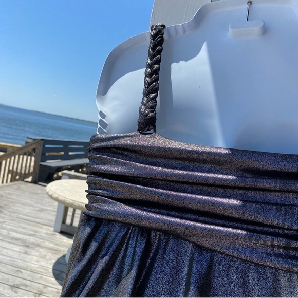 NWT BCBGeneration top is a one-strap bandeau number in metallic pewter. Sexy! - Picture 4 of 7